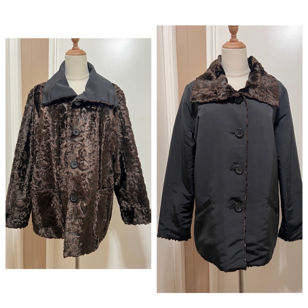 CHICO'S BROWN FAUX FUR ANIMAL REVERSIBLE BLACK COAT JACKET